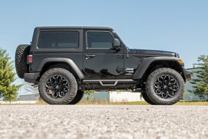 Jeep Wrangler Suspension Lift Kit - Rough Country - 2.5 Inch Lift Kit | Coils | N3 - '24-'25